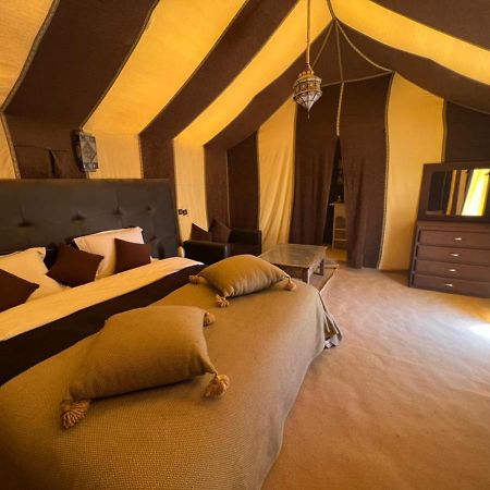 Отель Fabulous Desert Camp Мерзуга Экстерьер фото