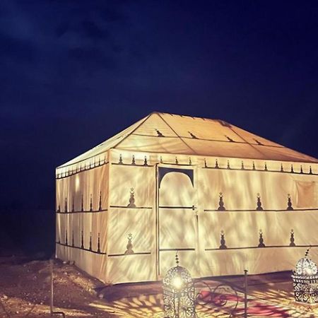 Отель Fabulous Desert Camp Мерзуга Экстерьер фото