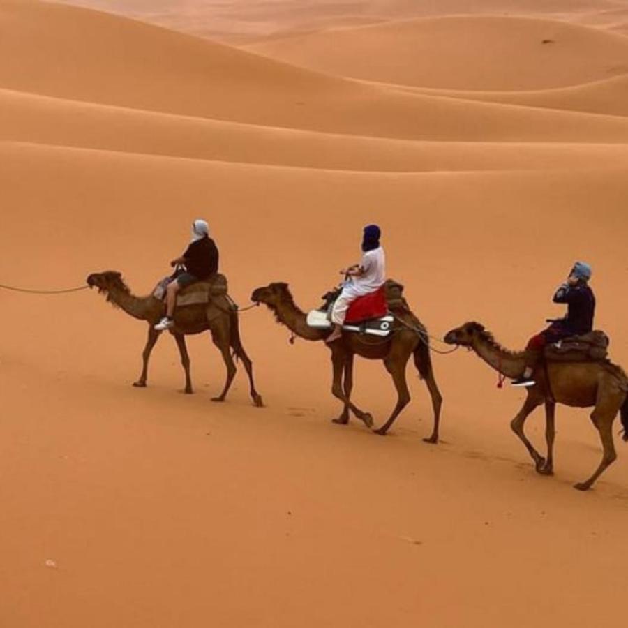 Отель Fabulous Desert Camp Мерзуга Экстерьер фото