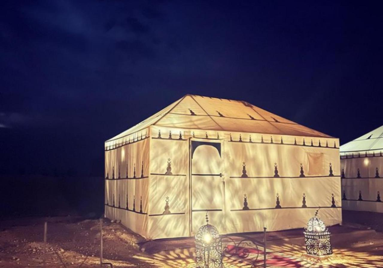 Отель Fabulous Desert Camp Мерзуга Экстерьер фото